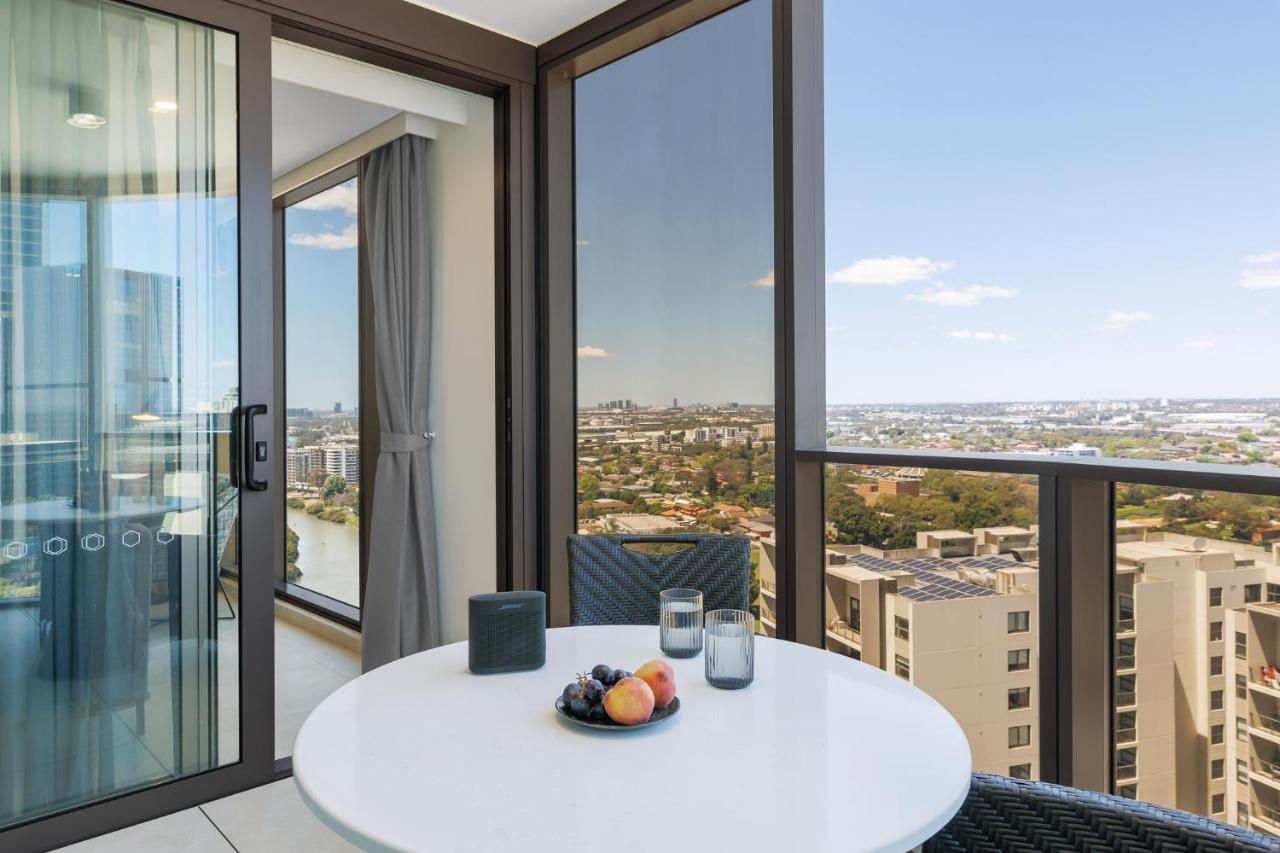 Meriton Suites George Street, Parramatta Sidney Exterior foto
