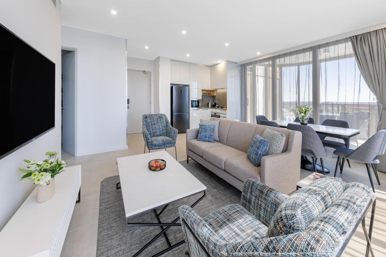 Meriton Suites George Street, Parramatta Sidney Exterior foto