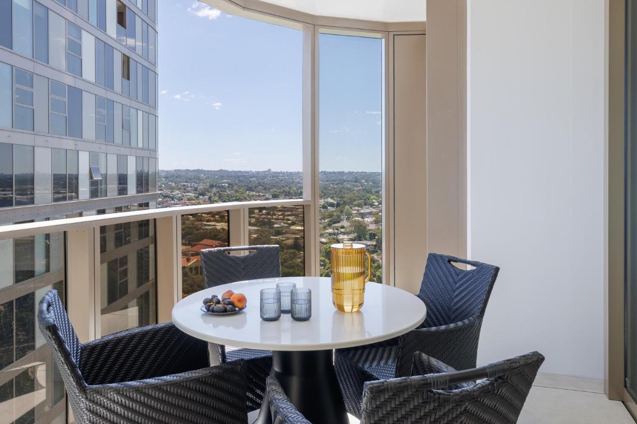 Meriton Suites George Street, Parramatta Sidney Exterior foto