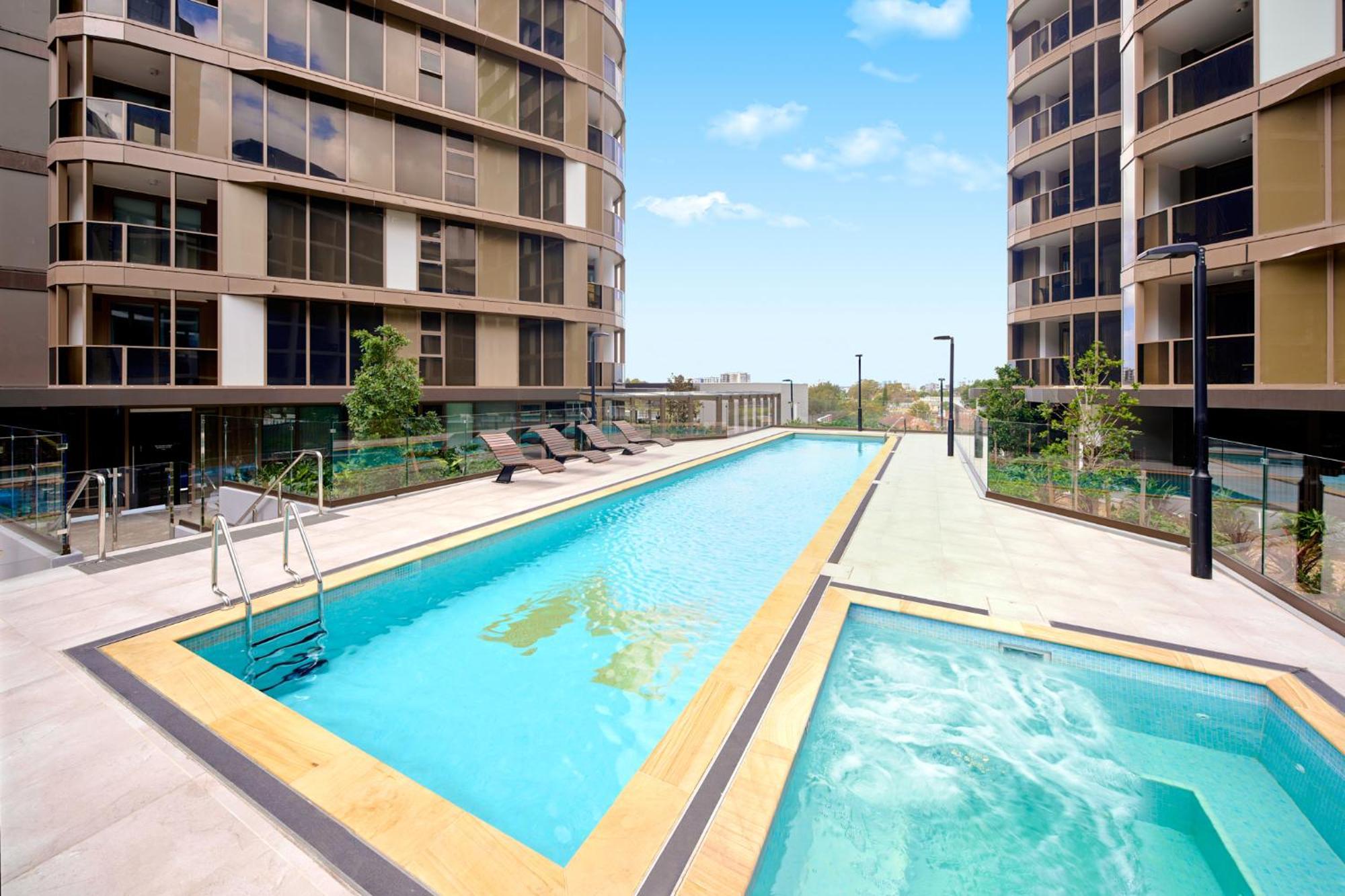 Meriton Suites George Street, Parramatta Sidney Exterior foto